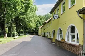 Hausansicht Freiluftschule Bunthausspitze Hamburg