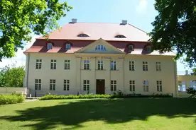Hausansicht BegegnungsstÃ¤tte Schloss Gollwitz Gollwitz